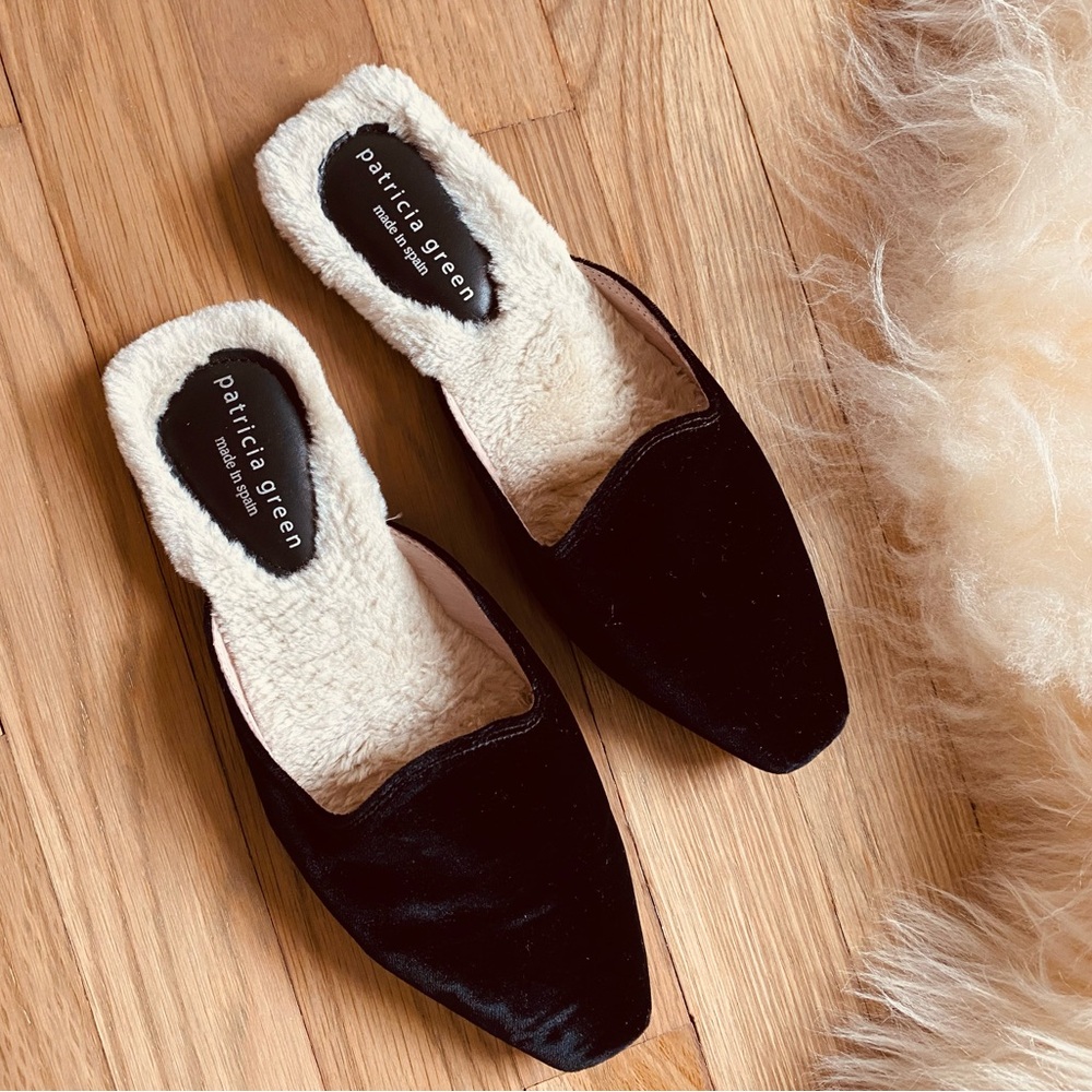Patricia Green pointyBlack Velvet Cinderella Women's Faux Fur Mules size 6